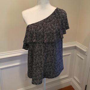 One Shoulder Top